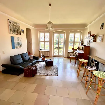 Apartmán Barock Galeriehaus In Klein Venedig Am Fluss Mit Garten