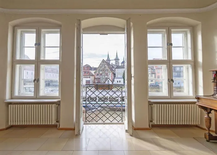Barock Galeriehaus In Klein Venedig Am Fluss Mit Garten Διαμέρισμα