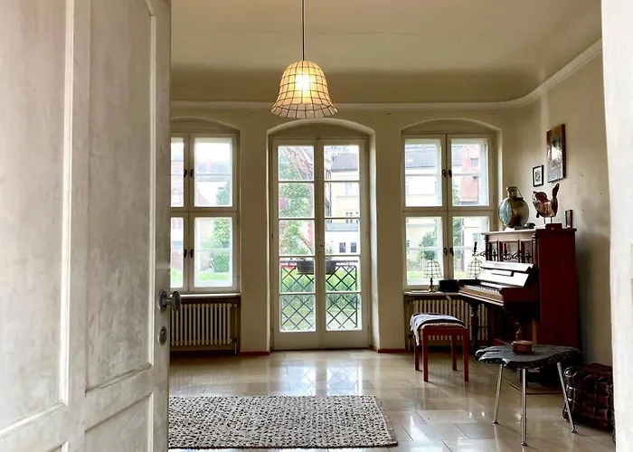 Barock Galeriehaus In Klein Venedig Am Fluss Mit Garten Διαμέρισμα